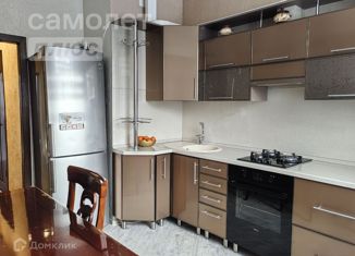 Продажа 2-комнатной квартиры, 63 м2, Комсомольск-на-Амуре, улица Парижской Коммуны, 26