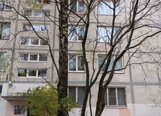 Продается 3-комнатная квартира, 49.6 м2, Санкт-Петербург, улица Ушинского, 7к1, Калининский район