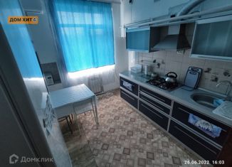 Сдам в аренду 2-ком. квартиру, 48 м2, Евпатория, улица Пушкина, 64