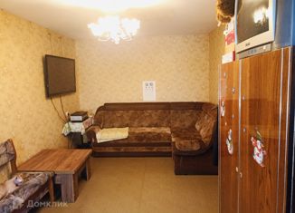 Продам 2-комнатную квартиру, 43 м2, Кола, проспект Виктора Миронова, 28