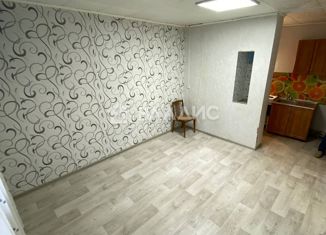 Продаю комнату, 48 м2, Октябрьский, улица Салават-Батыра, 6