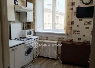 Сдается в аренду трехкомнатная квартира, 78.6 м2, Челябинск, улица Блюхера, 59, Советский район