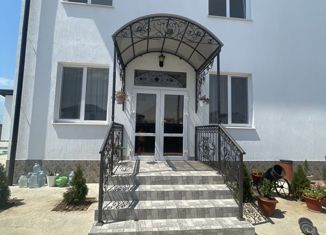 Дом на продажу, 643 м2, Уютненское сельское поселение, Лучезарная улица