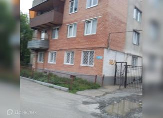 Трехкомнатная квартира на продажу, 89 м2, Владикавказ, Владикавказская улица, 32к1