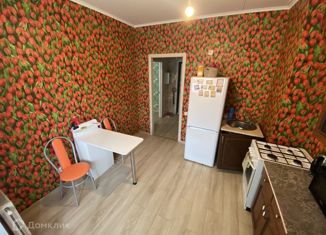 Продаю 1-комнатную квартиру, 32.9 м2, городской посёлок Рощино, Садовая улица, 15к1
