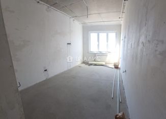 Продаю 1-ком. квартиру, 50.7 м2, село Мысхако, улица имени Сергея Борзенко, 2