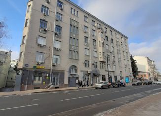 Продажа 1-ком. квартиры, 44.4 м2, Москва, улица Большая Ордынка, 68, район Якиманка