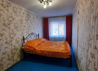 Трехкомнатная квартира на продажу, 60.4 м2, Артём, улица Стрельникова, 37