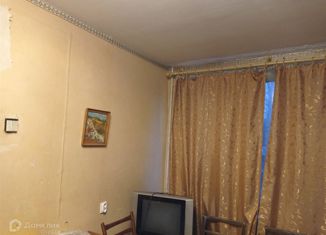 Продается 4-ком. квартира, 50.1 м2, Санкт-Петербург, Пражская улица, 16, метро Международная