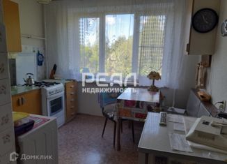 Четырехкомнатная квартира на продажу, 72.3 м2, Гатчина, улица Слепнёва, 21