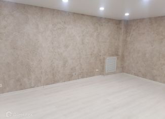 Продаю квартиру студию, 34 м2, Соликамск, улица 20-летия Победы, 77