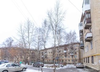2-комнатная квартира в аренду, 52.4 м2, Златоуст, улица Бориса Ручьёва, 15