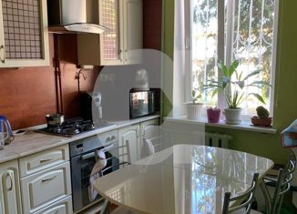 Продаю 2-ком. квартиру, 57.6 м2, Краснодар, улица Кирова, 30/1, улица Кирова