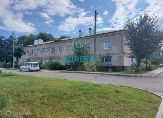 Продаю трехкомнатную квартиру, 57.6 м2, Новый Оскол, улица Ивана Путилина, 4