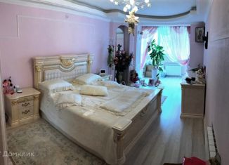 Продается 3-комнатная квартира, 100 м2, Ялта, Украинская улица, 5Б