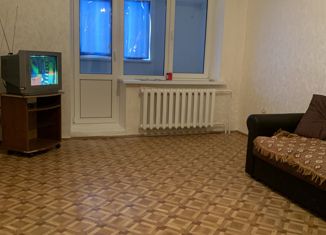 Продам 2-ком. квартиру, 46.4 м2, Элиста, 6-й микрорайон, 6-й микрорайон, 22