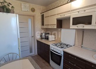 Продается двухкомнатная квартира, 44 м2, Суворов, проспект Мира, 1