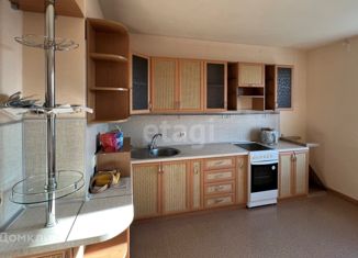 Продаю двухкомнатную квартиру, 61.2 м2, Дзержинск, Окская набережная, 19