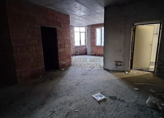 Продаю 4-ком. квартиру, 160.5 м2, Нальчик, улица Чернышевского, 182, район Затишье