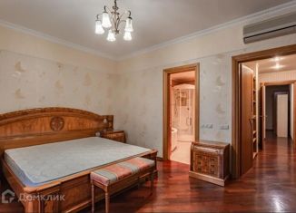 Продам четырехкомнатную квартиру, 150 м2, Москва, улица Большая Якиманка, 26, улица Большая Якиманка