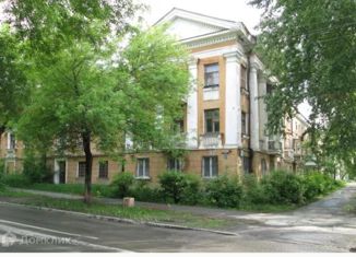 Продается двухкомнатная квартира, 52 м2, Екатеринбург, улица Краснофлотцев, 12, улица Краснофлотцев