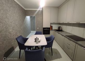 Продаю 2-комнатную квартиру, 63 м2, Ставрополь, улица Чапаева, 4/1Б, микрорайон Чапаевка