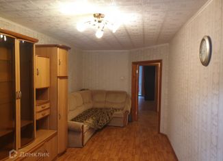 Продам 3-комнатную квартиру, 90 м2, Курская область, улица 50 лет Октября, 96Б