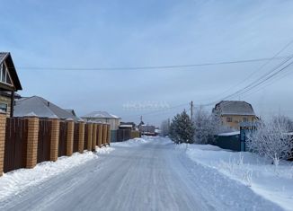 Продаю дом, 200 м2, село Миасское, улица Павлуцкого, 50