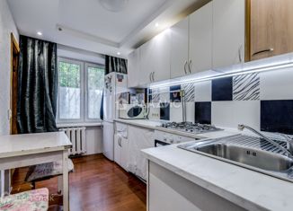 Продам 2-комнатную квартиру, 36.4 м2, Москва, Большая Филёвская улица, 53к2, метро Пионерская