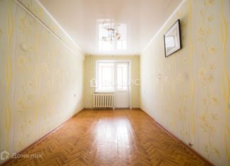 Продается 2-комнатная квартира, 40.1 м2, Саратовская область, улица Чапаева, 121