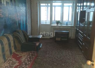 Продается трехкомнатная квартира, 50 м2, Кемеровская область, Большая Дачная улица, 64