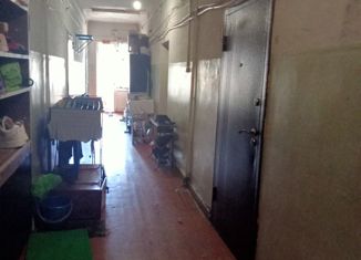 Продам 1-комнатную квартиру, 20 м2, Первоуральск, улица Мамина-Сибиряка, 8