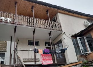 Продам многокомнатную квартиру, 110.6 м2, Симферополь, Севастопольская улица, 12, Центральный район