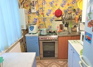 Продажа четырехкомнатной квартиры, 82 м2, посёлок железнодорожной станции Высокая Гора, Комсомольская улица, 13