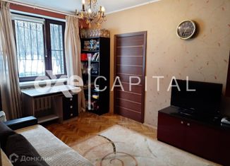 Продажа 2-комнатной квартиры, 41.8 м2, Москва, улица Алабяна, 3к3, метро Аэропорт