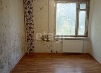 Продается 3-ком. квартира, 54.7 м2, Ижевск, улица Труда, 72