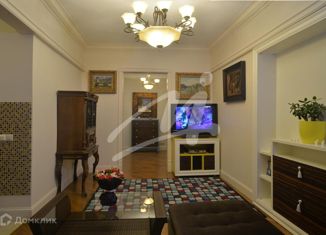 Продается 2-комнатная квартира, 65 м2, Москва, улица Барклая, 15к1, улица Барклая
