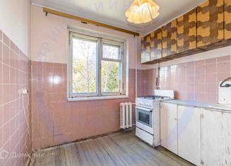 Продажа 2-ком. квартиры, 43 м2, Курганская область, Краснодонская улица, 7А