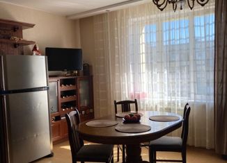 Продам 2-комнатную квартиру, 89 м2, Новосибирск, улица Ольги Жилиной, 33, метро Маршала Покрышкина