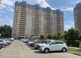 3-комнатная квартира на продажу, 72.7 м2, посёлок городского типа Некрасовский, микрорайон Строителей, 41