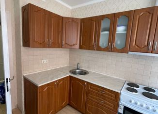 Продам 1-комнатную квартиру, 37 м2, Краснодар, улица имени 40-летия Победы, 127, ЖК Возрождение