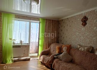 Продаю 3-комнатную квартиру, 64.4 м2, Берёзовский, проспект Шахтёров, 3