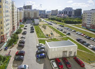 Продам 2-комнатную квартиру, 55.6 м2, Тюменская область, улица Мира, 98