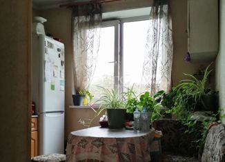 Продаю 1-ком. квартиру, 39 м2, Москва, Луганская улица, 3к1, метро Царицыно