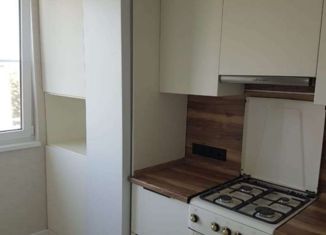 Двухкомнатная квартира на продажу, 50 м2, Владикавказ, улица Леонова, 7к2, 4-й микрорайон