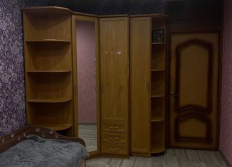 Продажа трехкомнатной квартиры, 64.2 м2, Волгоградская область, улица Кирова, 96