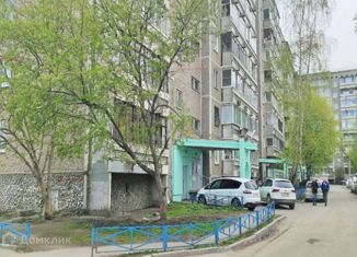 Продаю трехкомнатную квартиру, 64 м2, Свердловская область, улица Амундсена, 61