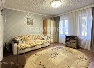 Продажа 2-ком. квартиры, 41.1 м2, Астрахань, Коммунистическая улица, 25