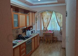 Продается двухкомнатная квартира, 45 м2, село Фрунзе, улица Гагарина, 14