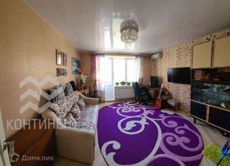 Продам 3-комнатную квартиру, 64 м2, поселок городского типа Новофёдоровка, Севастопольская улица, 18